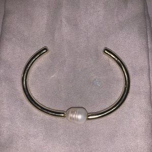 ⭐️ Kendra Scott Pearl Bracelet⭐️